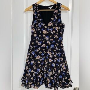 Floral Midi Dress | Bar III Size 0 | Flowy Skirt | Inner Liner